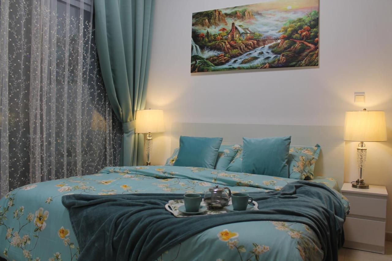 Newly Furnished One Bedroom Apartment Next To Metro & Beach In Marina Residence Dubai Eksteriør billede