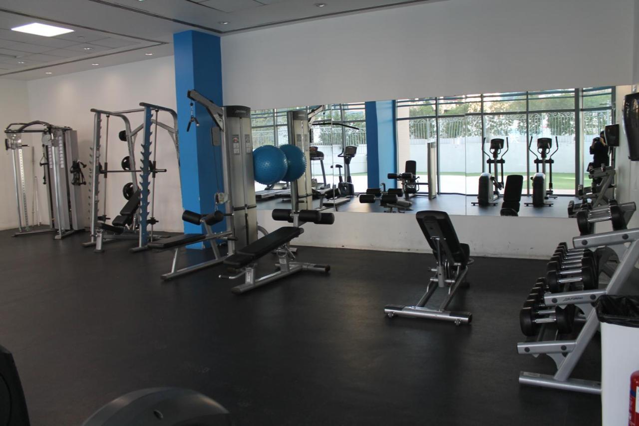 Newly Furnished One Bedroom Apartment Next To Metro & Beach In Marina Residence Dubai Eksteriør billede