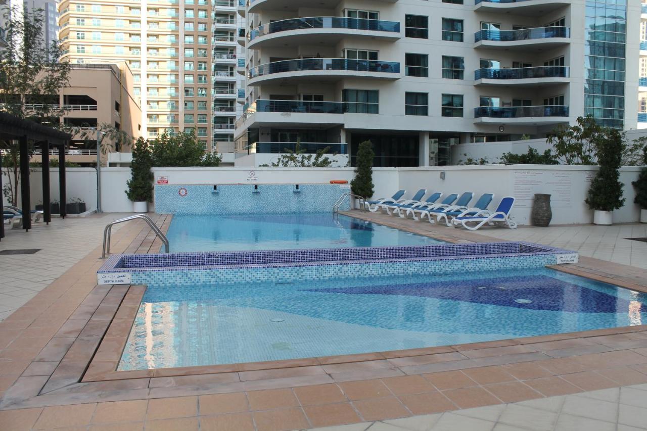 Newly Furnished One Bedroom Apartment Next To Metro & Beach In Marina Residence Dubai Eksteriør billede