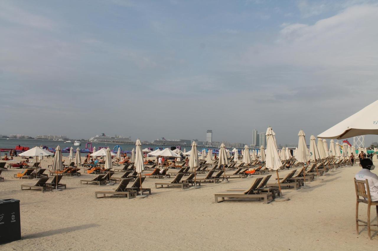 Newly Furnished One Bedroom Apartment Next To Metro & Beach In Marina Residence Dubai Eksteriør billede