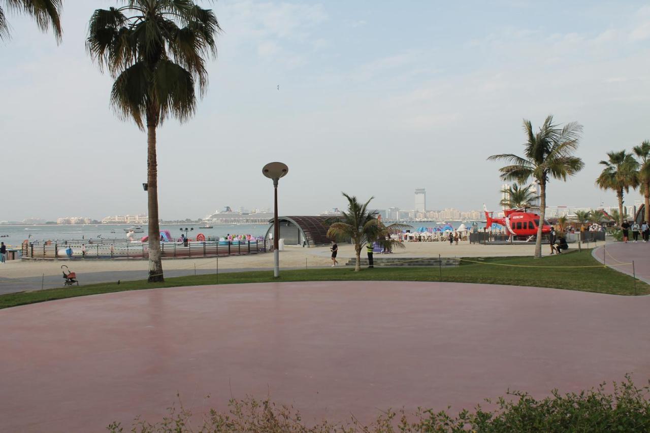Newly Furnished One Bedroom Apartment Next To Metro & Beach In Marina Residence Dubai Eksteriør billede
