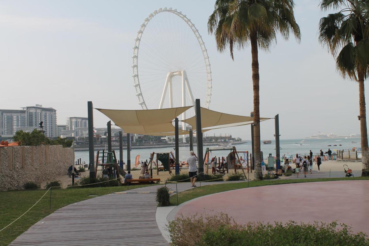Newly Furnished One Bedroom Apartment Next To Metro & Beach In Marina Residence Dubai Eksteriør billede